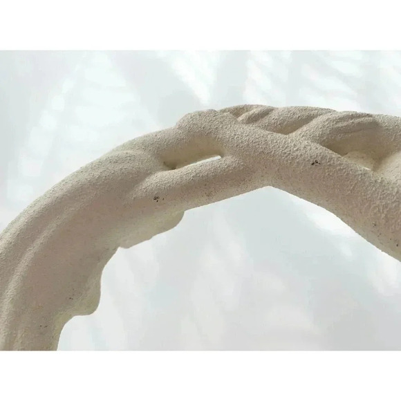 Vintage Midcentury Modern Haeger White Textured Cirlce of Love Eternity Figure - Picture 8 of 10